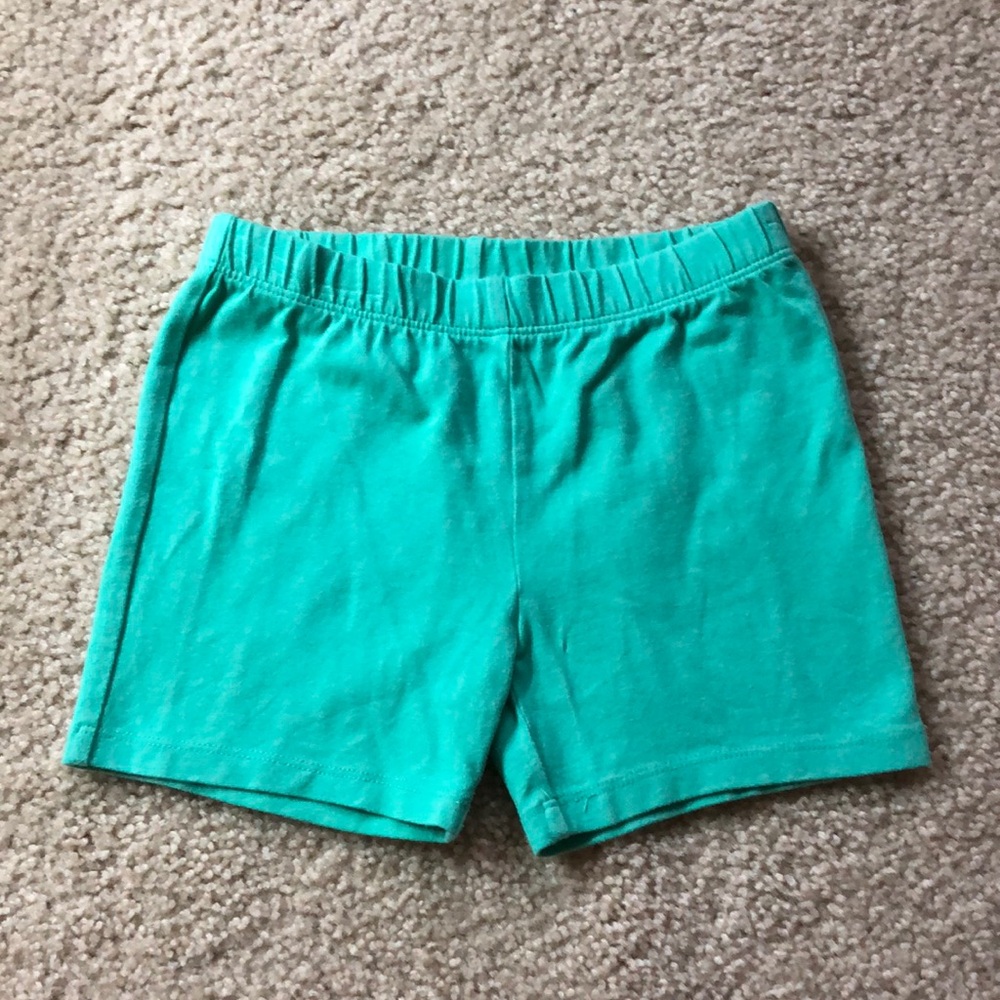 Gap green shorts